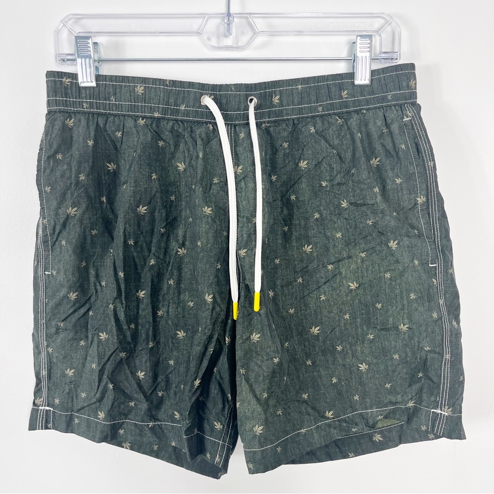 Hartford Nylon Leaf Print Mid Length Swim Trunk Shorts Size Medium NWT Green
